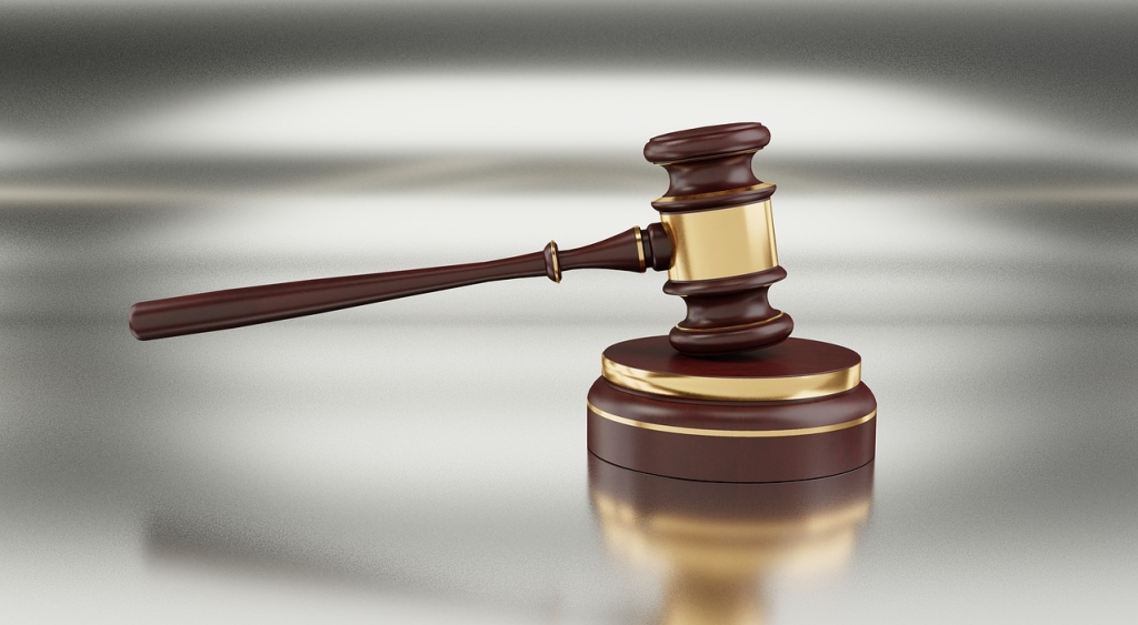 gavel-3575414_1280.jpg